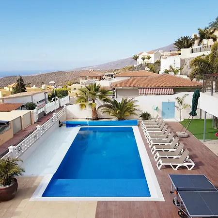 Casa Flamboyant Villa *