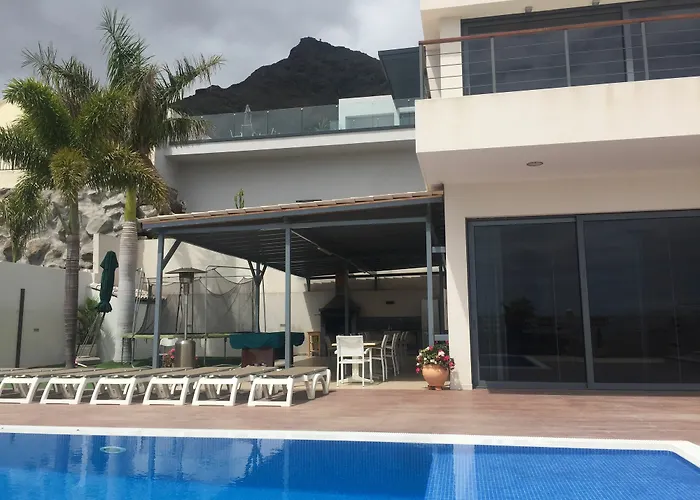 Casa Flamboyant Villa