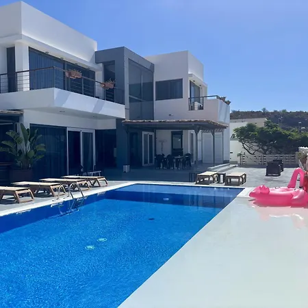 Casa Flamboyant